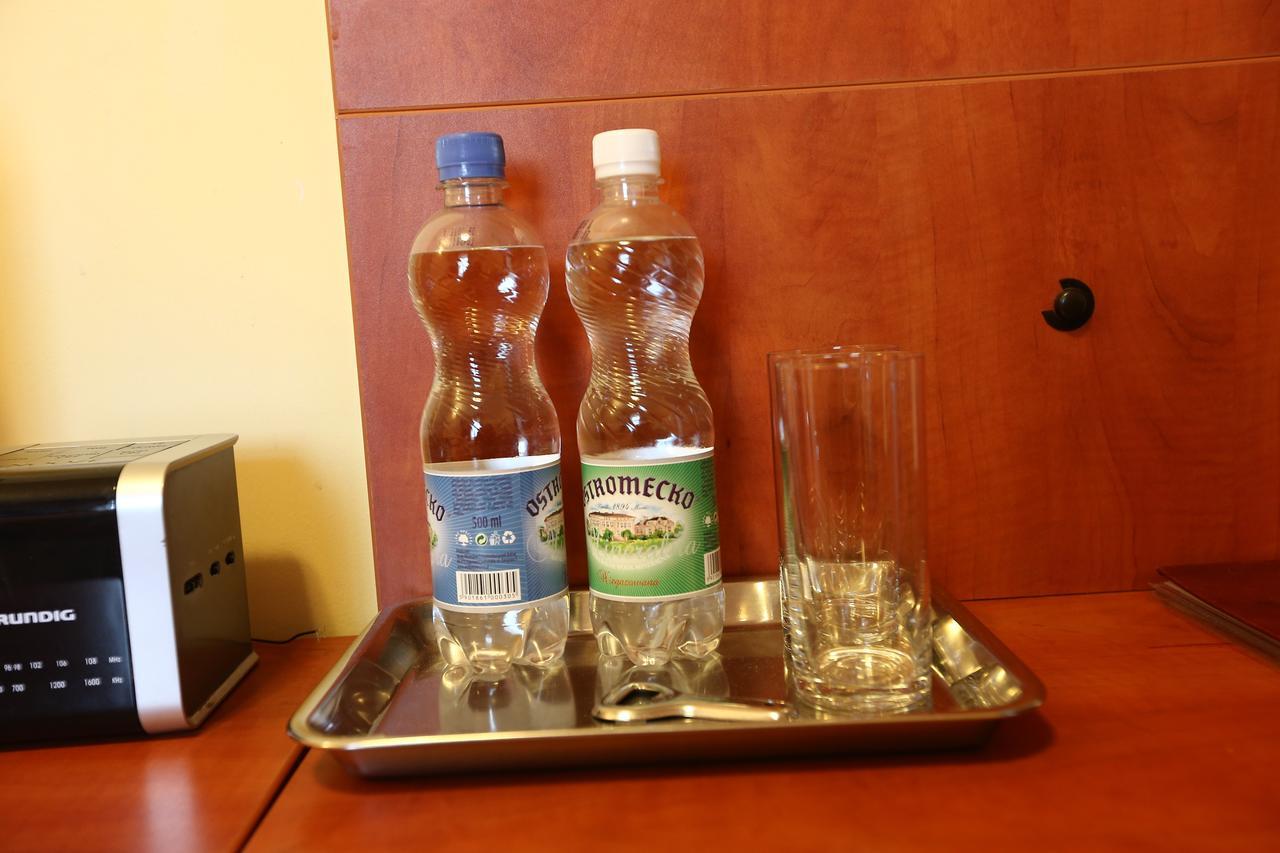 Hotel Korona Ciechanów Zimmer foto